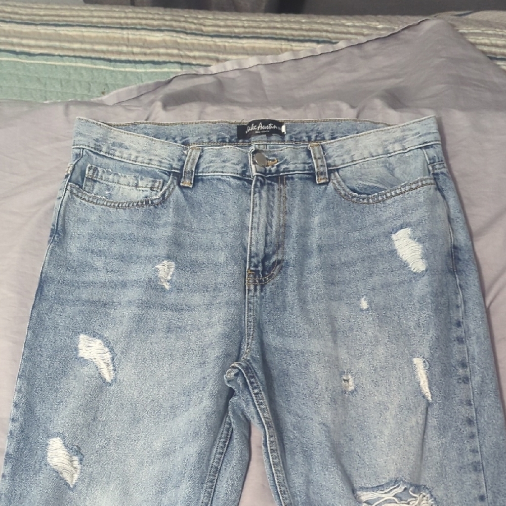 Blue Distressed Jeans